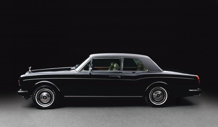  Rolls-Royce Corniche Saloon 1977 года  (фото 2 из 2)